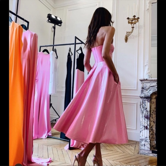 Alex Perry - Picture 5 of 8